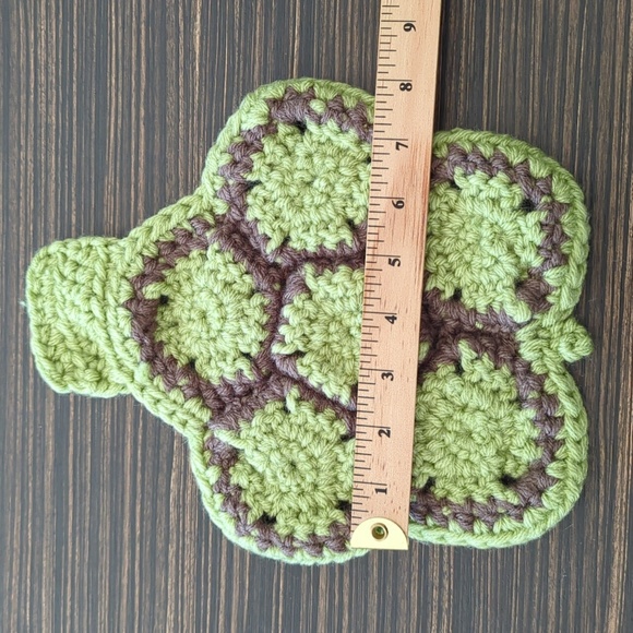 Newborn knitted turtle suit - perfect for photoshoots - Picture 7 of 7